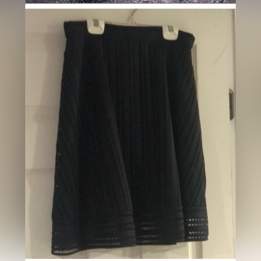 J Crew skirt    Size 6    Black